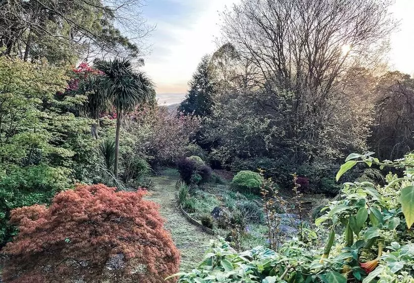 Woolrich Cottage At Woolrich Estate