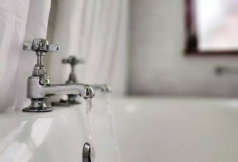 Woolrich Cottage At Woolrich Estate