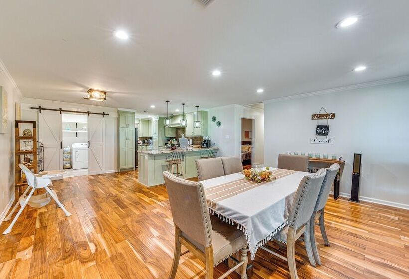 17 Mi To Lafayette: Maurice  Country Ranch Estate