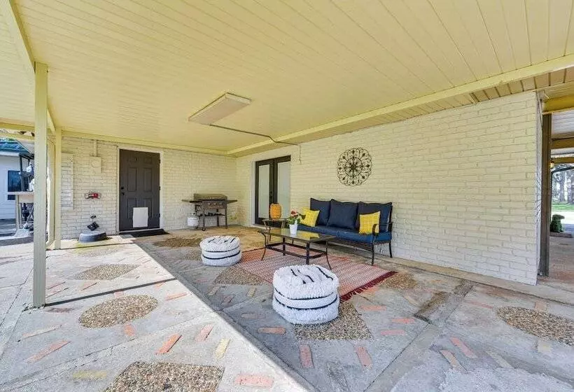 17 Mi To Lafayette: Maurice  Country Ranch Estate