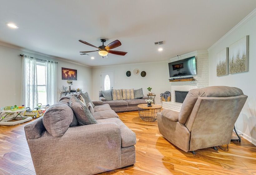 17 Mi To Lafayette: Maurice  Country Ranch Estate