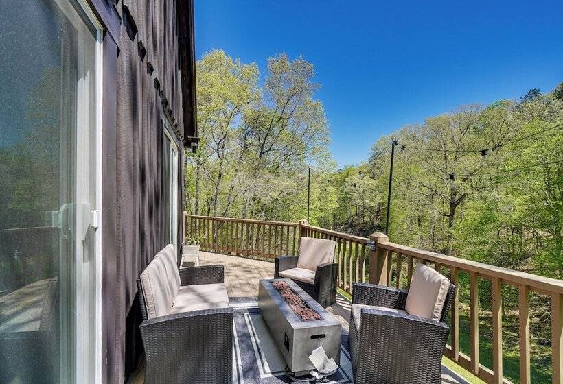 Charming Murphy Cabin W/ Fire Pits & Resort Perks!