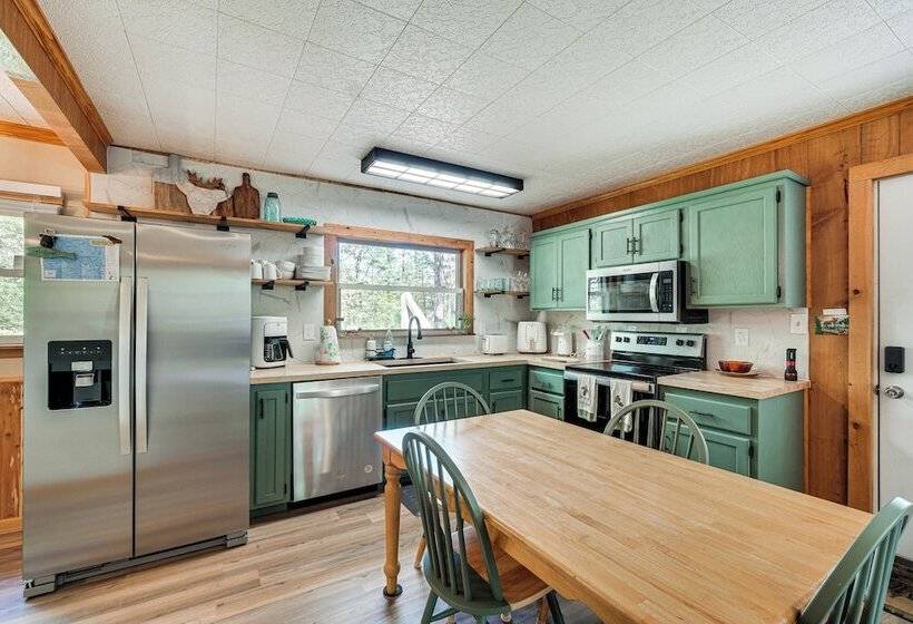 Charming Murphy Cabin W/ Fire Pits & Resort Perks!