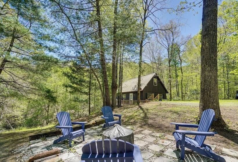 Charming Murphy Cabin W/ Fire Pits & Resort Perks!