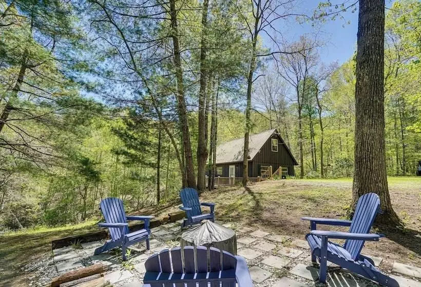 Charming Murphy Cabin W/ Fire Pits & Resort Perks!