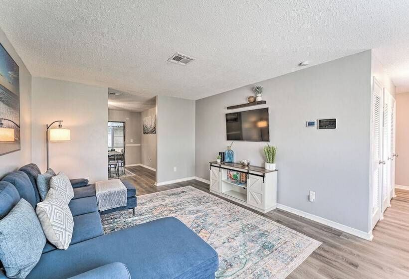 Saltwater Pool, Patio & Sunroom: Deltona Home!