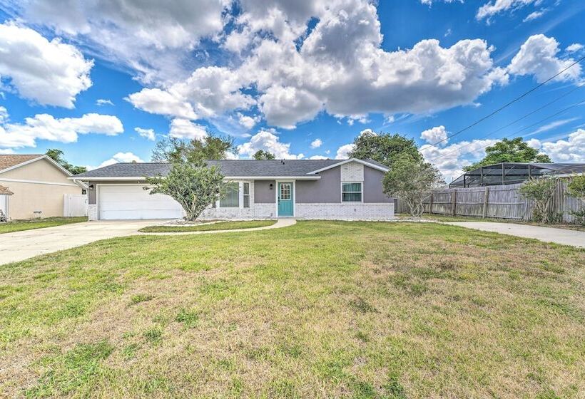 Saltwater Pool, Patio & Sunroom: Deltona Home!