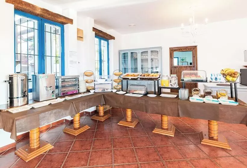 Hostal El Dorado Cabodegata