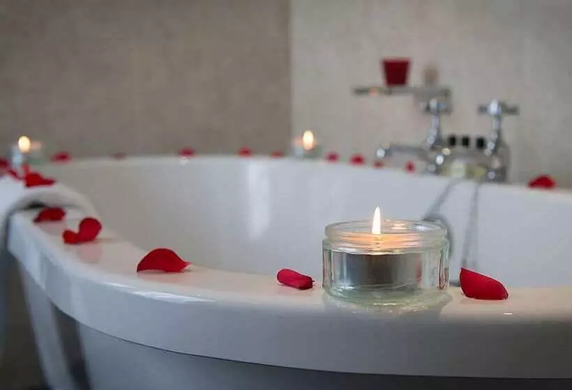 Hotelli Hadley Park House