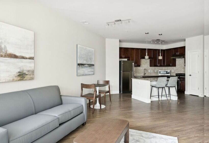 Kasa At Berkshire Village District Raleigh