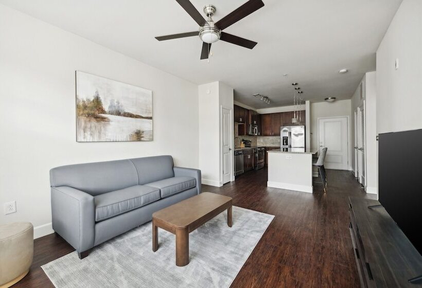 Kasa At Berkshire Village District Raleigh