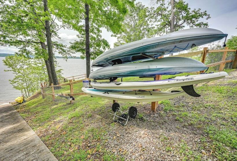 Kentucky Lake Home W/ Boat Launch & Hot Tub!