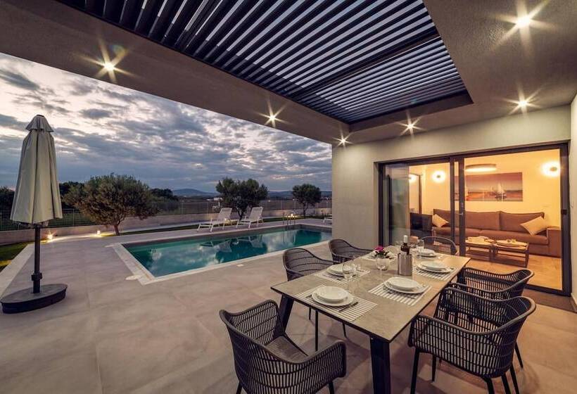 Merelia Villas Luxury