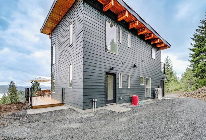 Mid Century Escape: Lake Views, Steps To Cave Bay!