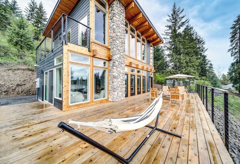 Mid Century Escape: Lake Views, Steps To Cave Bay!