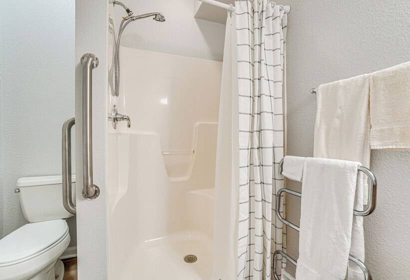 Pet Friendly Georgia Home W/ Pool Access!