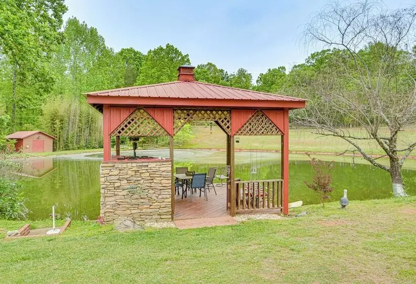 Pet Friendly Georgia Home W/ Pool Access!