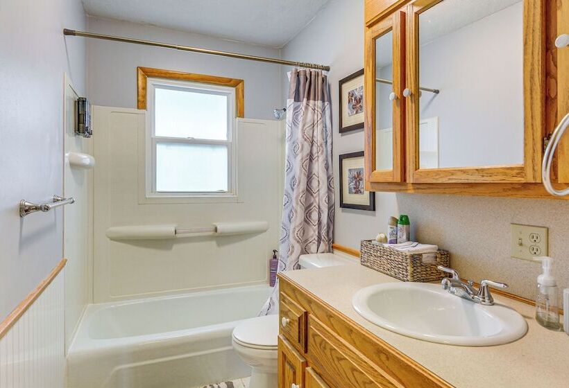 Pet Friendly Stockton Home Near City Park!