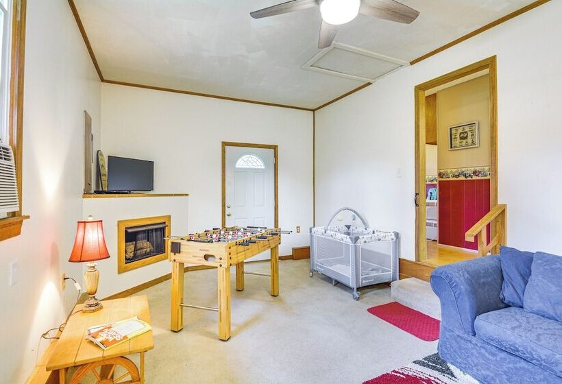 Pet Friendly Stockton Home Near City Park!