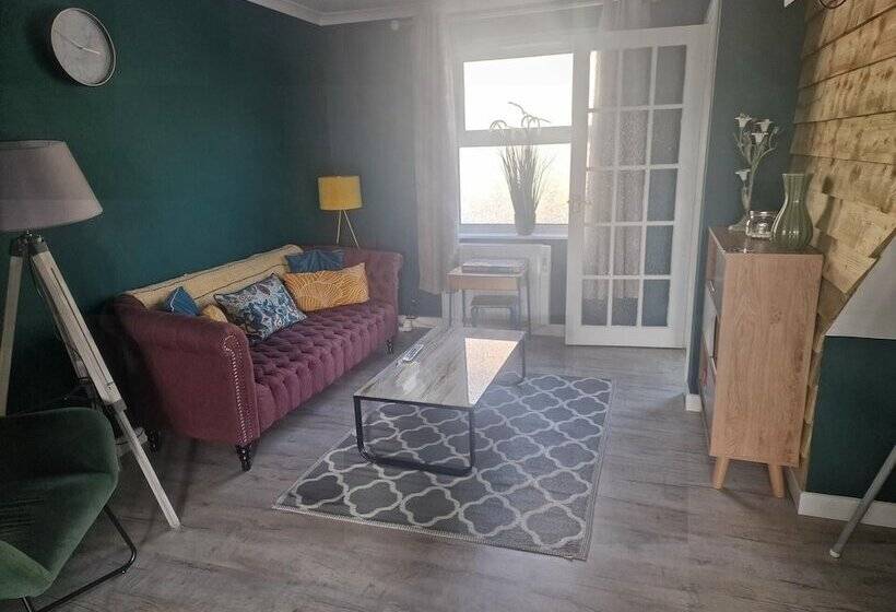 Residência 2br Sleeps4 Balcony Petsok Parking Ferryside