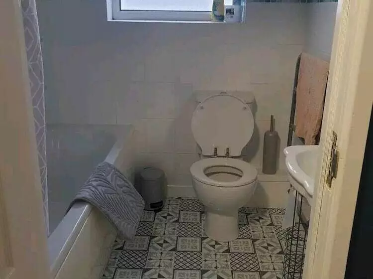 Residenssi 2br Sleeps4 Balcony Petsok Parking Ferryside