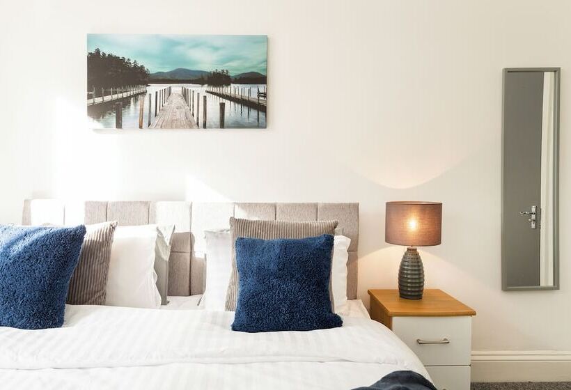 레지던스 Stunning 5 Bed Maisonette In Bristol