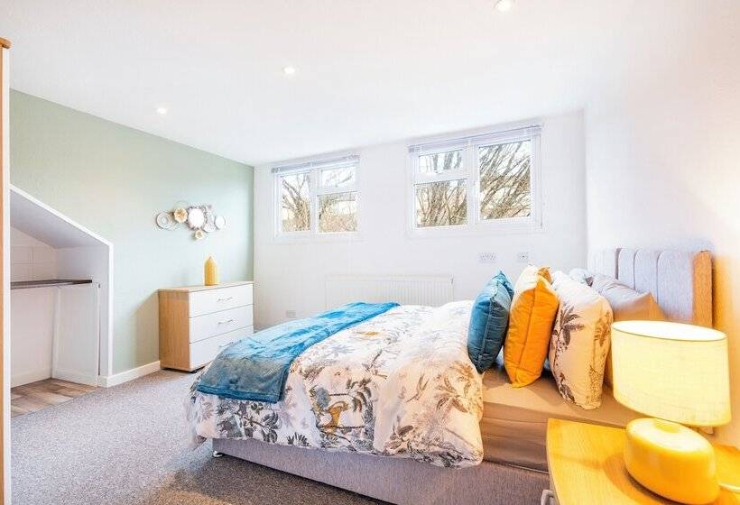 레지던스 Stunning 5 Bed Maisonette In Bristol