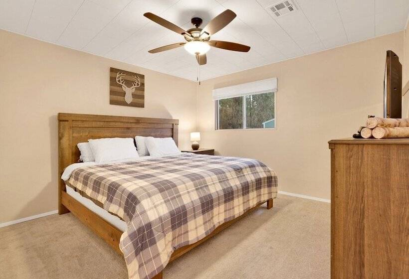 Robinhood Chalet #2277