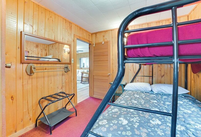 Roscommon Cabin < Half Mi To Higgins Lake!