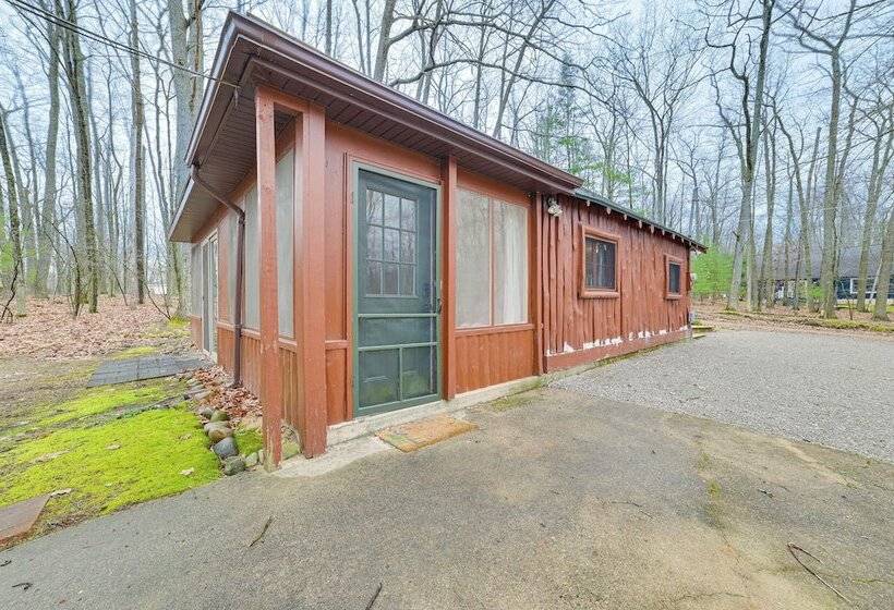 Roscommon Cabin < Half Mi To Higgins Lake!