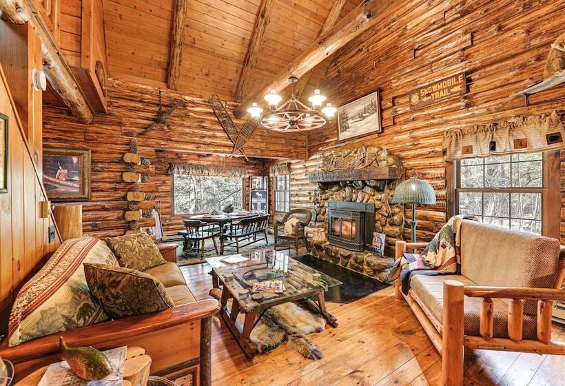 Lake & Beach Access At Lake Luzerne Cabin!