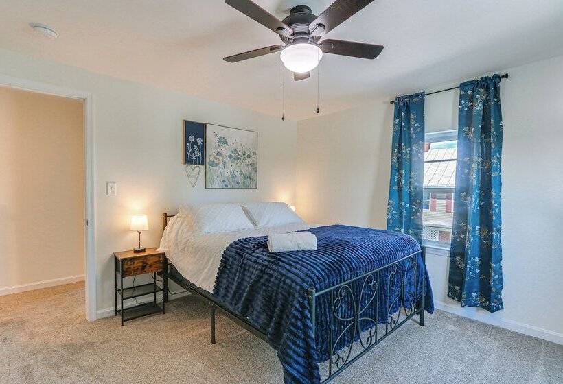 Spacious Shippensburg Home, Close To Museums!