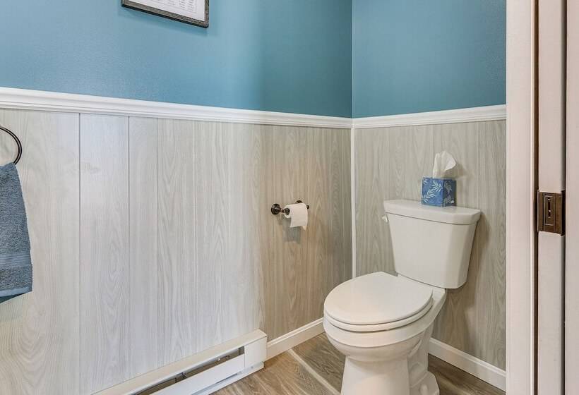 Spacious Shippensburg Home, Close To Museums!