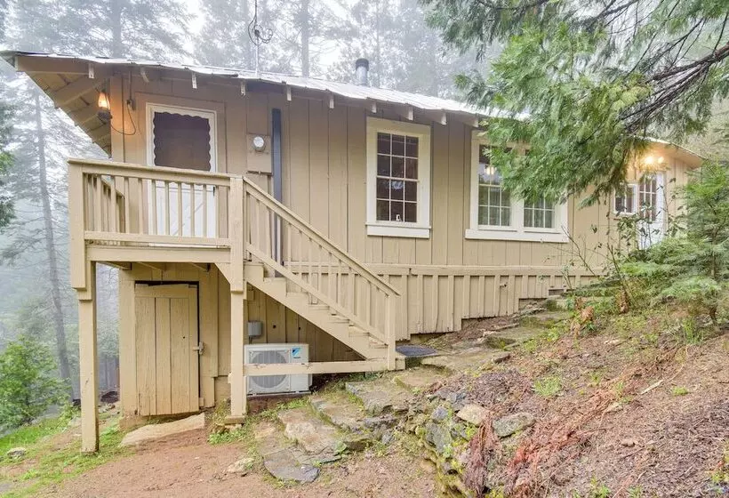 Sugar Pine Cabin W/ Fire Pit ~ 8 Mi To Yosemite