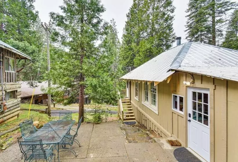 Sugar Pine Cabin W/ Fire Pit ~ 8 Mi To Yosemite