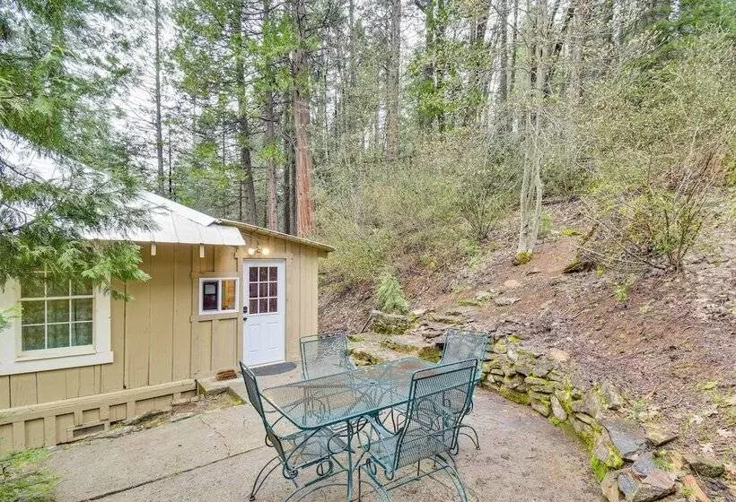 Sugar Pine Cabin W/ Fire Pit ~ 8 Mi To Yosemite