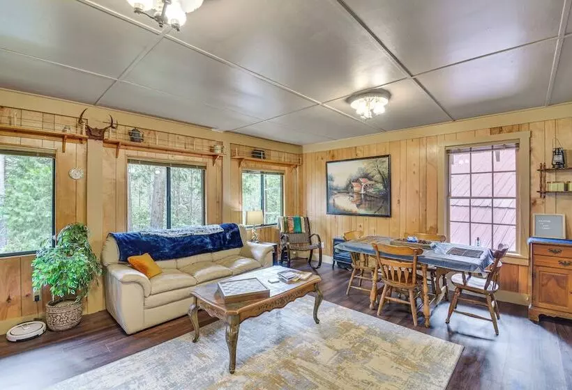 Sugar Pine Cabin W/ Fire Pit ~ 8 Mi To Yosemite