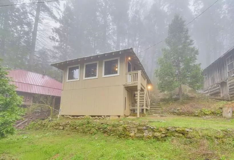 Sugar Pine Cabin W/ Fire Pit ~ 8 Mi To Yosemite