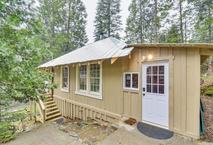 Sugar Pine Cabin W/ Fire Pit ~ 8 Mi To Yosemite