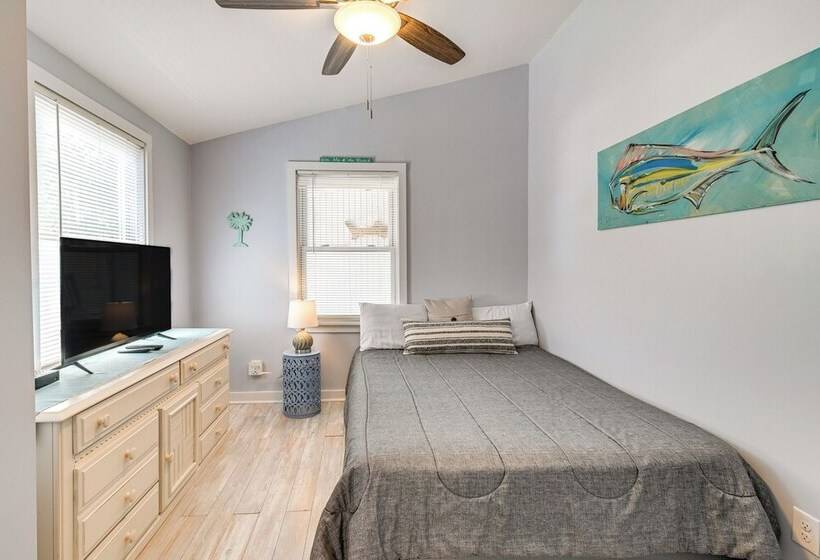 Community Pool & Beach Access: Surfside Beach Home