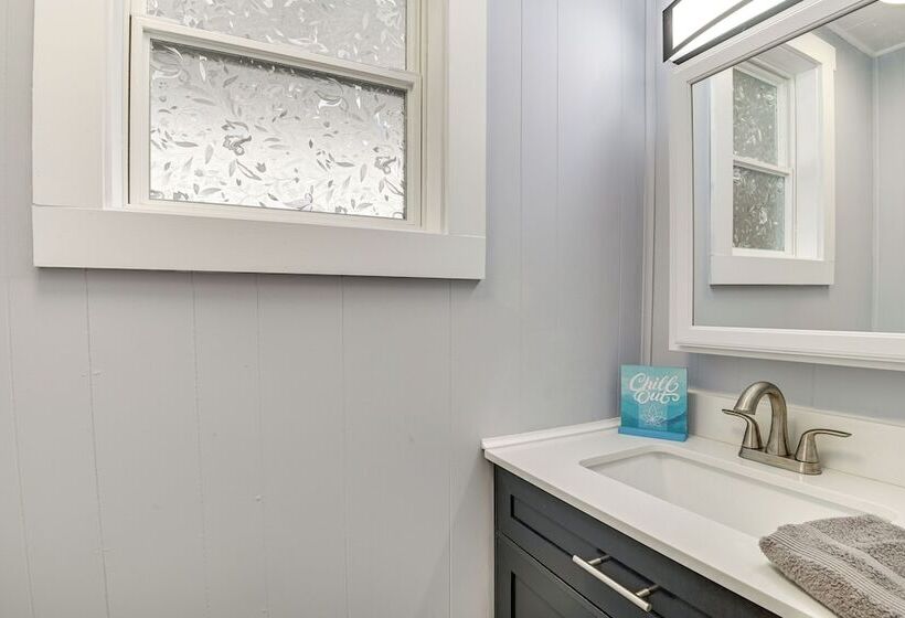 Community Pool & Beach Access: Surfside Beach Home