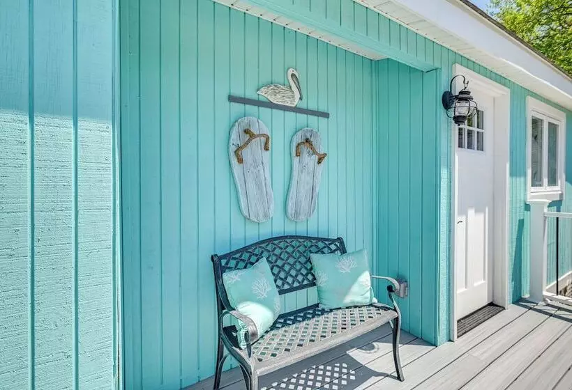 Community Pool & Beach Access: Surfside Beach Home