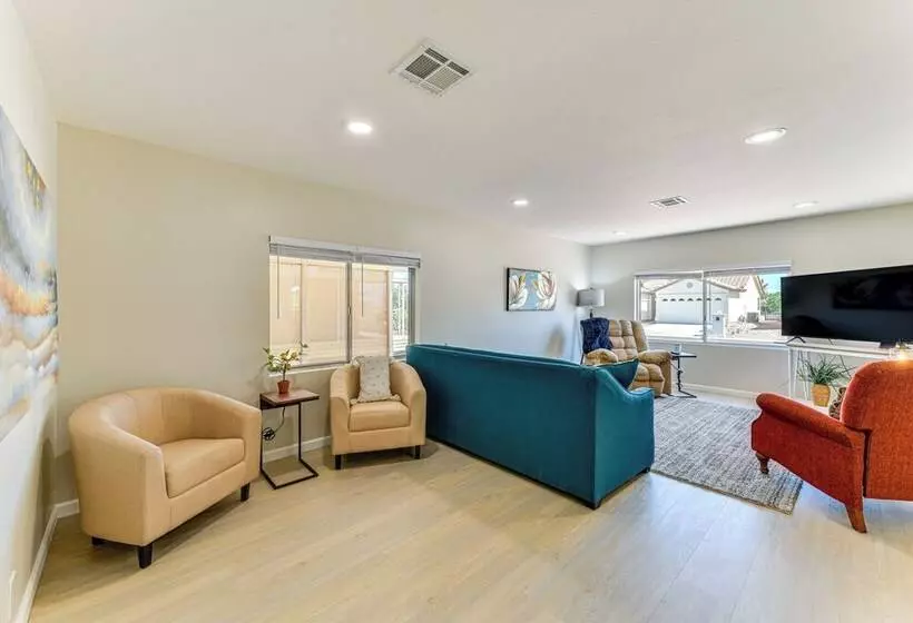 Updated Sun Lakes Home W/ Grill < 1 Mi To Golf
