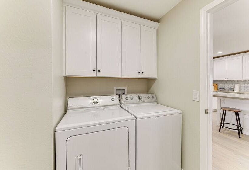 Updated Sun Lakes Home W/ Grill < 1 Mi To Golf