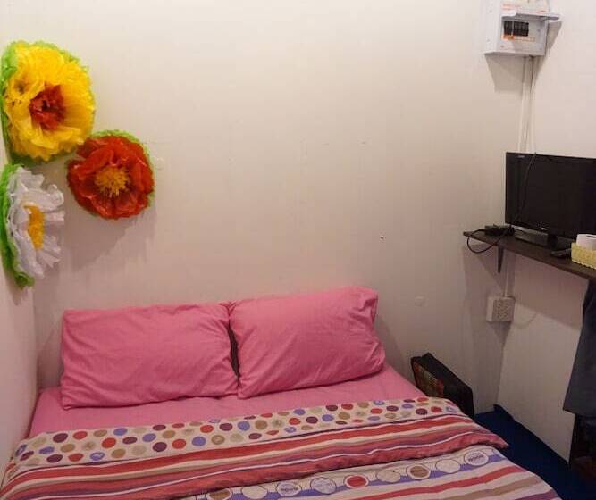 Hotelli Chiangkhan Modern Home