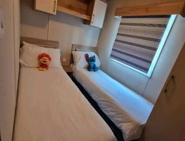 Hotelli Lovely 3 Bed Home In Rookley On The Isle Of Wight