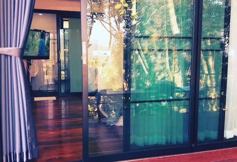 ホテル Nala View Resort At Pua