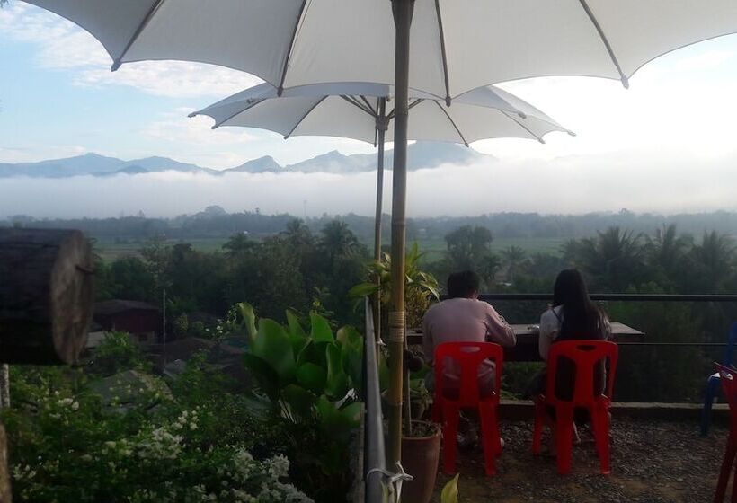 Hotelli Nala View Resort At Pua