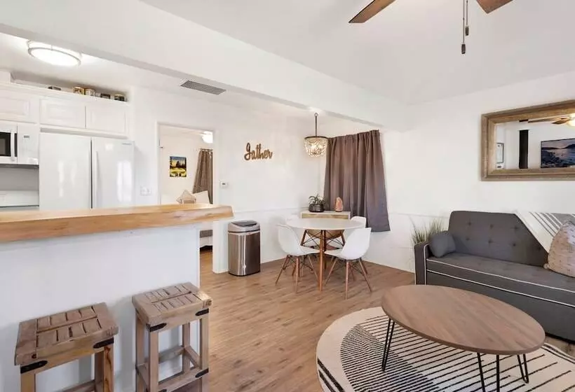 ホテル The Cottage #2153