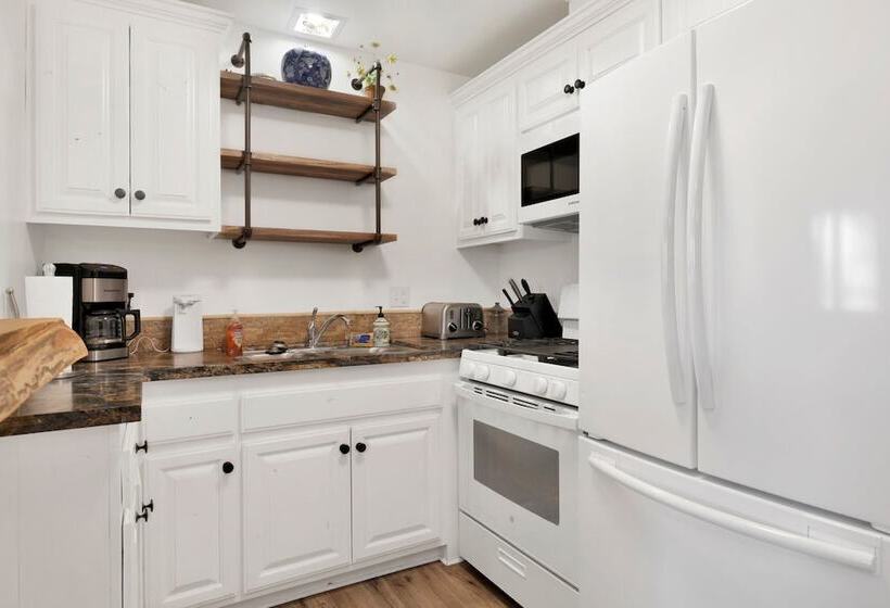 酒店 The Cottage #2153